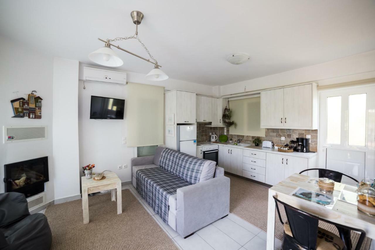 Gaia Apartments Valimitika Bagian luar foto